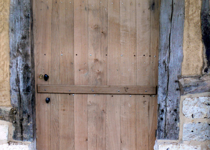 Porte rustique chêne en Normandie