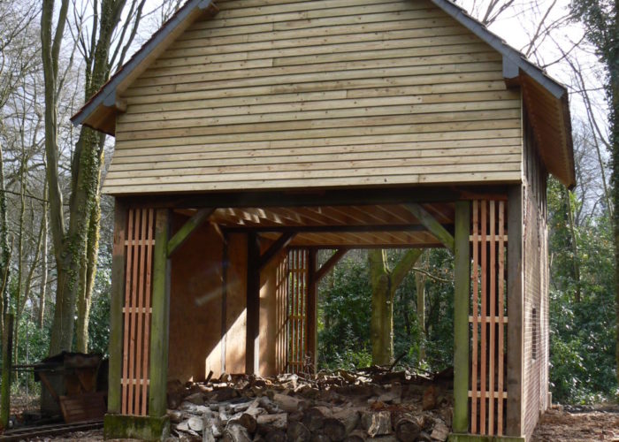 Restauration d'un abri de jardin ancien